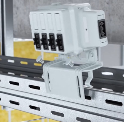 ATTEMA AK2-S/GZ 120×95 mm kötő doboz tartóelemmel hagyományos lemez kábeltálcákhoz 3 kábelbevezetővel IP40