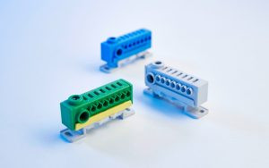 FTG KS74H1PE ECB elosztó blokk Be: 1×25 mm² Ki: 7×4 mm², 76A - ZÖLD/SÁRGA