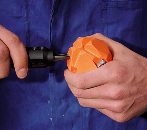 Kaiser 1085-80 univerzális kúpos lyukkivágó szerszám műanyagokhoz HSS acél pengével