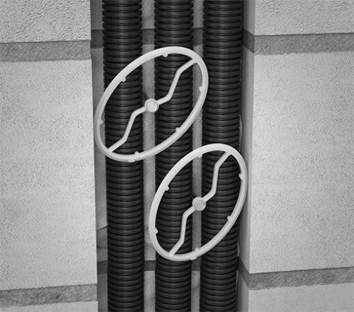 Kaiser 1159-95 falhorony klipsz védőcsövek és kábelek gipszmentes rögzítéséhez 20-50 mm széles horonyba