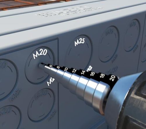 Kaiser 1284-32 lépcsős fúrófej M10 - M40 között műanyag kötő- és szerelvénydobozok lyukasztásához