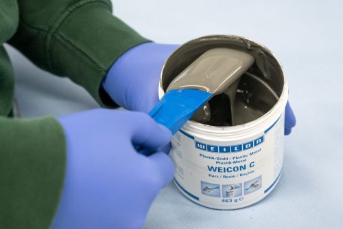 Weicon Plastic Metal C kétkomponensű alumínium töltött javító és karbantartó folyékony javítóanyag 0,5 kg