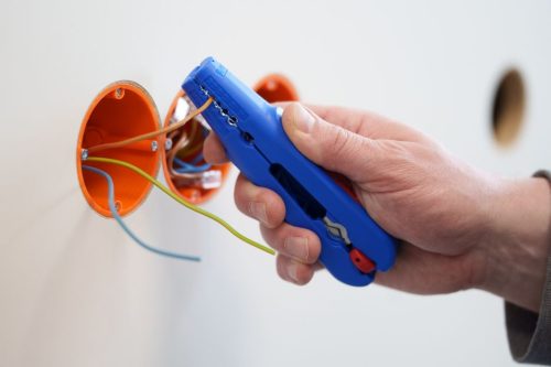 WeiconTOOLS 10001620 No. 400 multifunkcionális kábel csupaszoló és vezeték blankoló szerszám hosszanti hasítópengével, oldalcsípővel