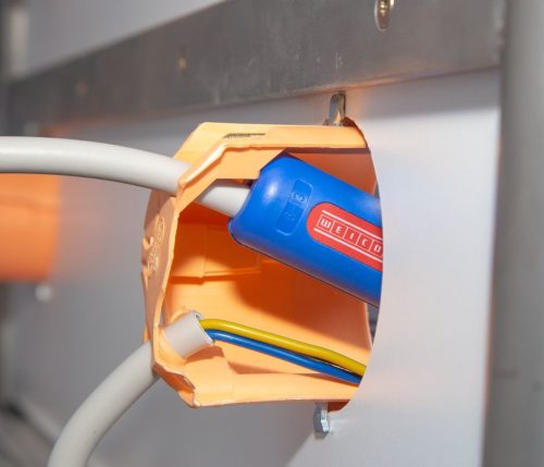 WeiconTOOLS 10006883 No. 13 körkábelcsupaszoló szerszám Ø 6,0 - 13,0 mm kábelekhez zárható markolattal