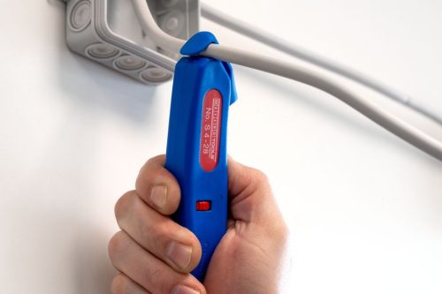 WeiconTOOLS 10021246 No. S 4 - 28 kábelcsupaszoló szerszám Ø 8-28 mm kábelekhez, horgos késsel és cserélhető pengével