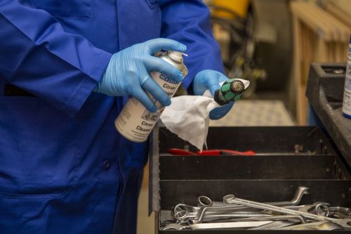 Weicon Citrus Cleaner - magas 75% feletti izopropanol tartalmú tisztító, zsírtalanító és fertőtlenítő - 400 ml - színtelen