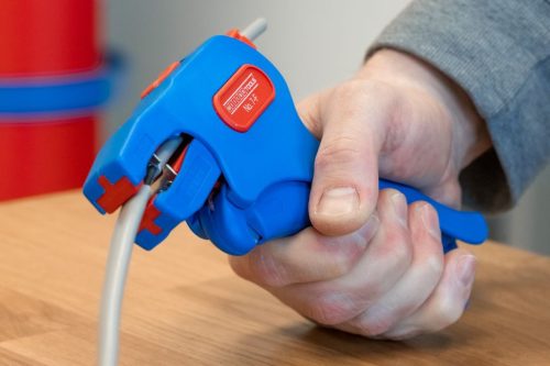 WeiconTOOLS 10039670 Crimp Set Pro érvéghüvelyező, kábel csupaszoló és blankoló készlet praktikus táskában