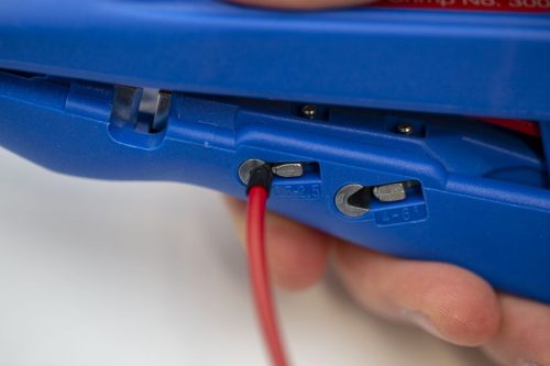 WeiconTOOLS 10039670 Crimp Set Pro érvéghüvelyező, kábel csupaszoló és blankoló készlet praktikus táskában