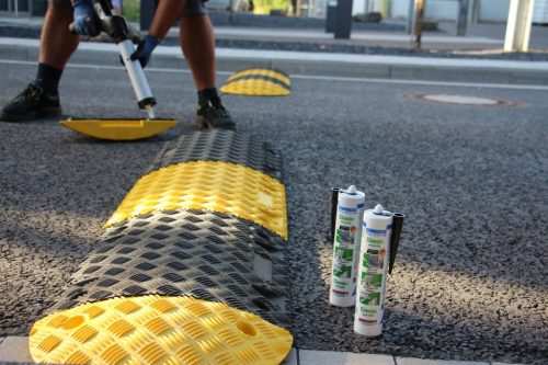 Weicon Flex 310 M® Klasszik - MS polimer alapú elasztikus ipari ragasztó a sokoldalú felhasználáshoz - FEKETE