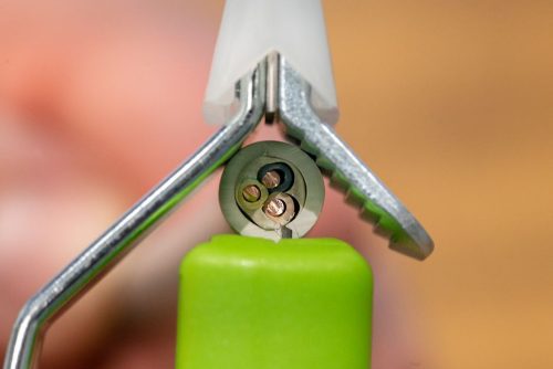 Weicon Green Line No. 4 - 28 H kábelcsupaszoló szerszám Ø 8-28 mm kábelekhez, horgos késsel és cserélhető pengével