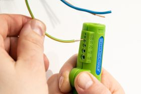 Weicon GREEN LINE Quadro-Stripper No. 16 Többfunkciós csupaszoló, blankolási tartomány: 0,5–6,0 mm², külső szigetelés eltávolítása: Ø 8–13 mm