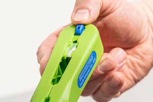 Weicon GREEN LINE No. 400 multifunkcionális kábel csupaszoló és vezeték blankoló szerszám hosszanti hasítópengével, oldalcsípővel