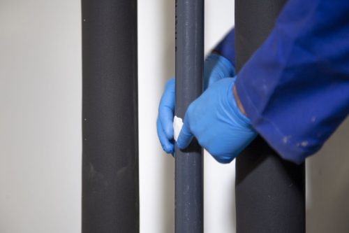 Weicon Repair Stick Multi-Purpose - ásványi anyag töltetű kétkomponensű univerzális  javítógyurma 57g - rugalmas és zsugorodásmentes javításokhoz